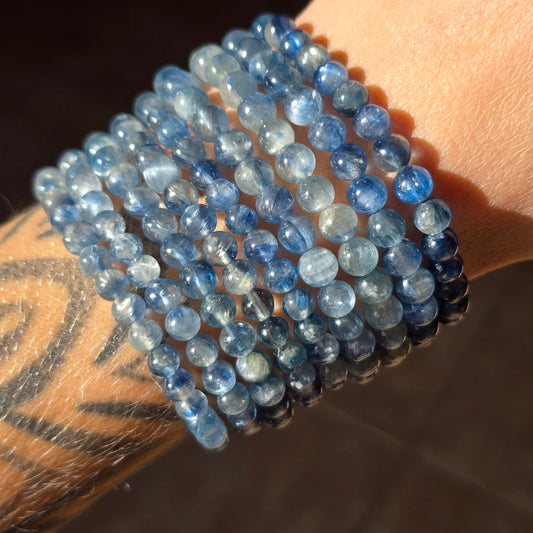 Gemmy Kyanite Bracelet