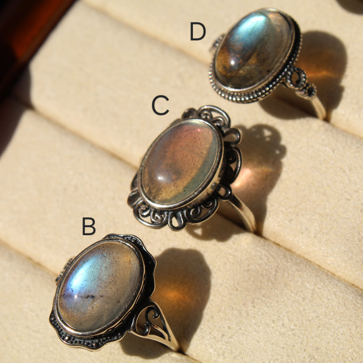 Gemmy Labradorite Ring • 925 Sterling Sliver • Size Adjustable