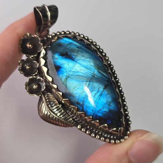 Labradorite Pendant