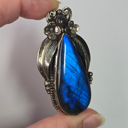 Labradorite Pendant