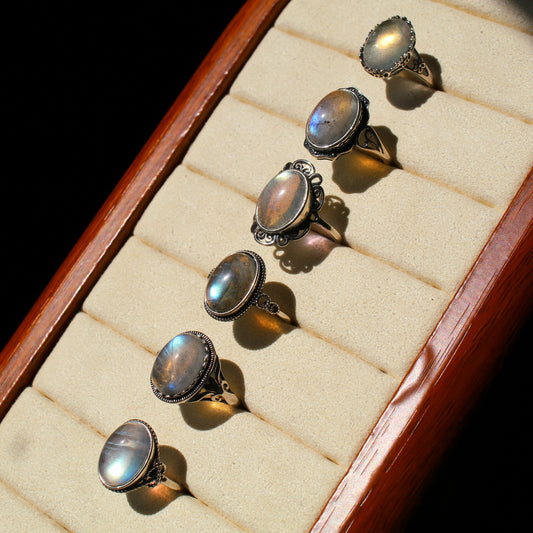 Gemmy Labradorite Ring • 925 Sterling Sliver • Size Adjustable