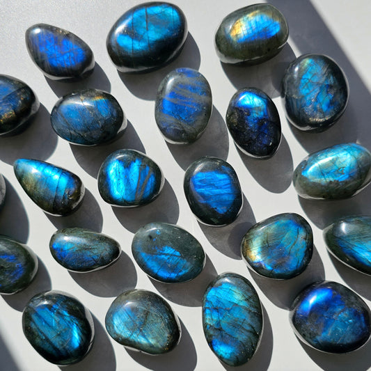 Mini Labradorite Pocket Stone